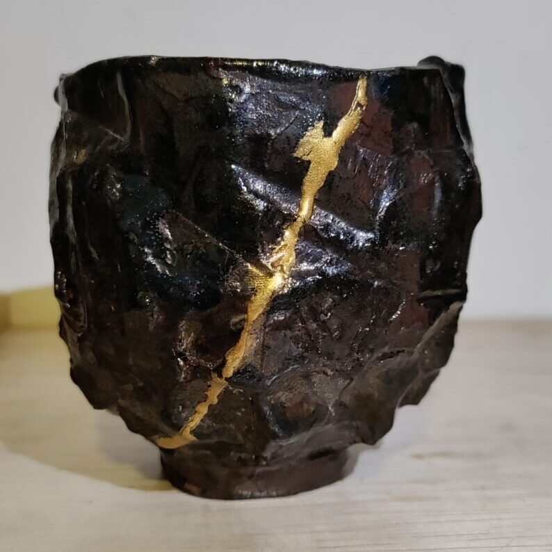 Gold Leaf Gilding workshop at Gilgamesh for Creative Arts, Jabal Al-Lweibdeh, Amman